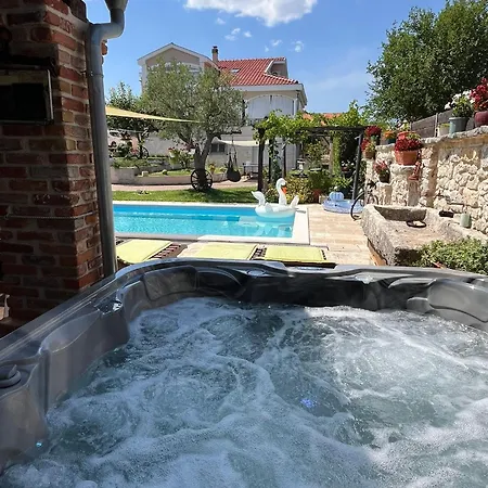 Villa Sisman-spa Donji Zemunik