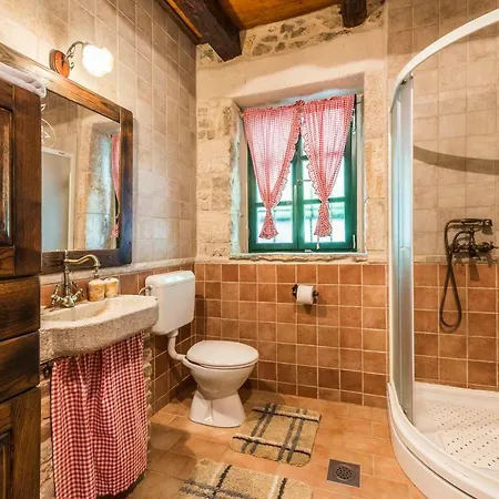 Sisman-spa Donji Zemunik